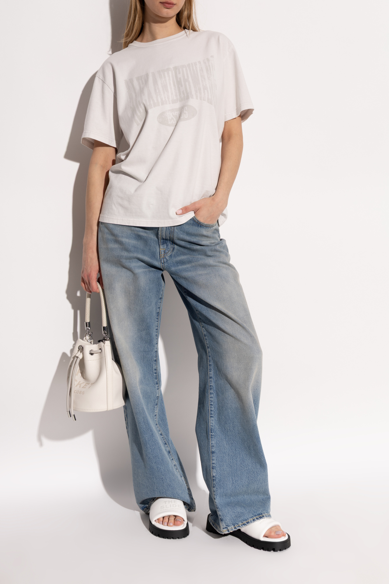 【MARC JACOBS】THE LEATHER SLIDE サンダル ホワイト【mjl07】 Amazon.com | Marc Jacobs Women's The Slide, Cotton/White, 7